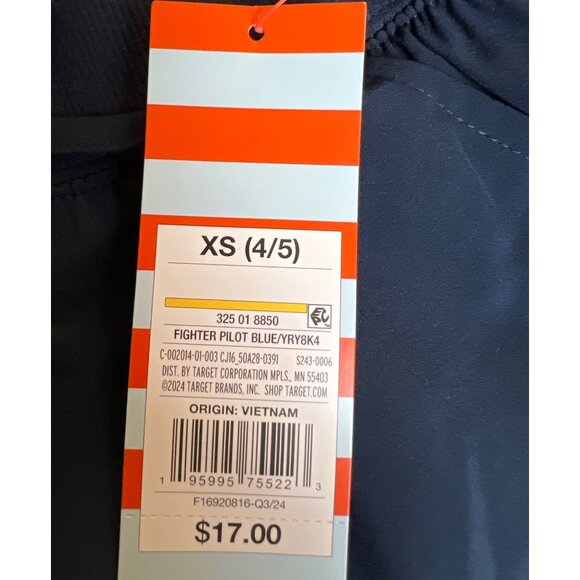 Cat & Jack Skirt w/Attached Shorts - Picture 7 of 8